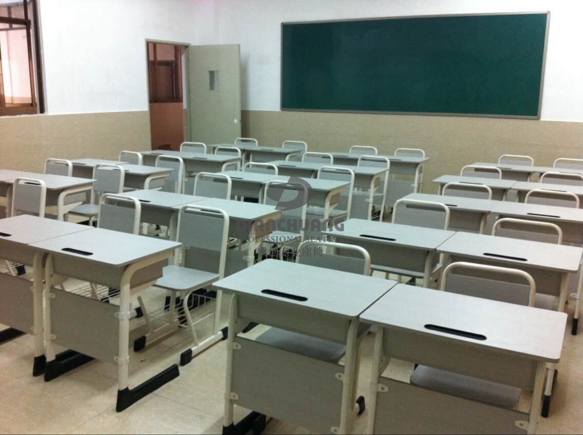 黃岡小學項目 分體式課桌椅